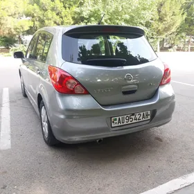 Nissan Versa 2010