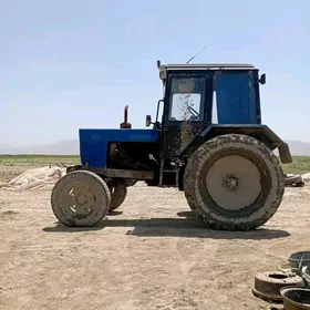 MTZ 82 2004
