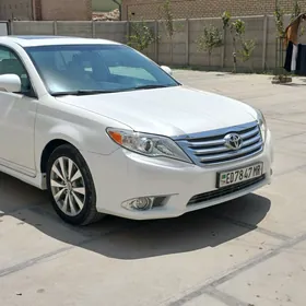 Toyota Avalon 2011