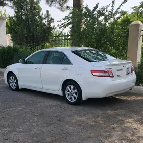 Toyota Camry 2010