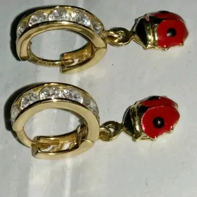 gyzyl gulakhalka detisgi