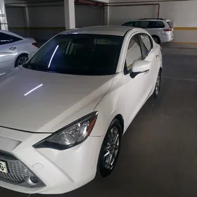 Toyota Yaris 2018