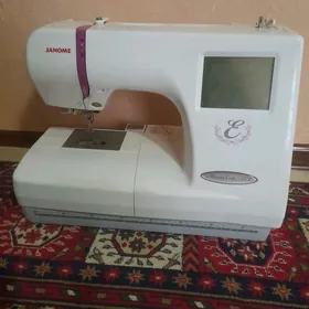 Janome kompyuter maşşyn