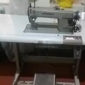 Tikiş maşyn Jukki