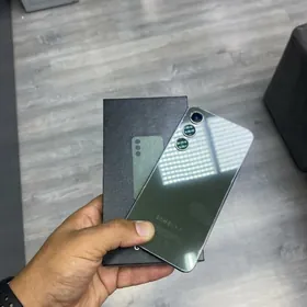 Samsung S23