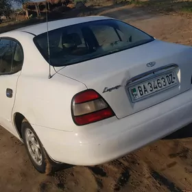 Daewoo Leganza 1999