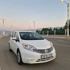 Nissan Versa 2013