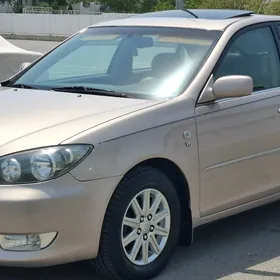 Toyota Camry 2005