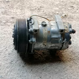 Volvo kompresor