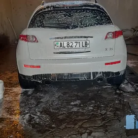Infiniti FX35 2003