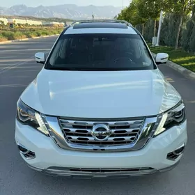 Nissan Pathfinder 2021