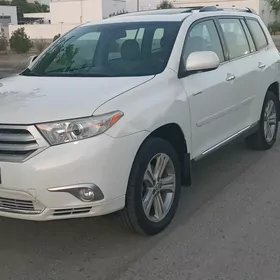 Toyota Highlander 2013