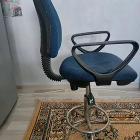 Кресло
