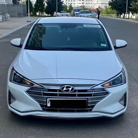 Hyundai Elantra 2020
