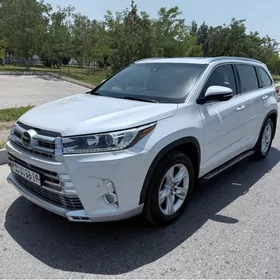 Toyota Highlander 2017