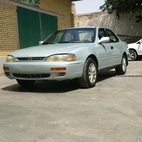 Toyota Camry 1996