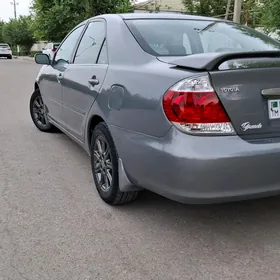 Toyota Camry 2004