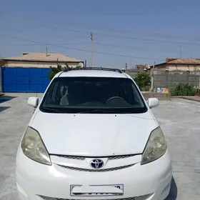 Toyota Sienna 2008