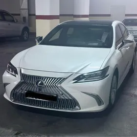 Lexus ES 350 2019