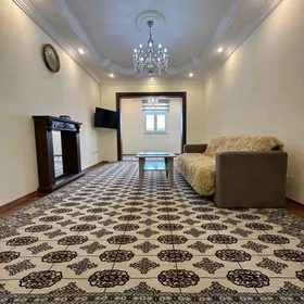 Arenda Gowdan 3 komnat