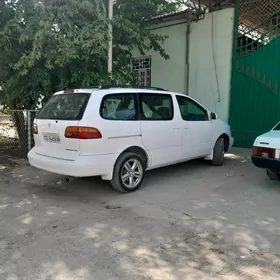 Toyota Sienna 2000