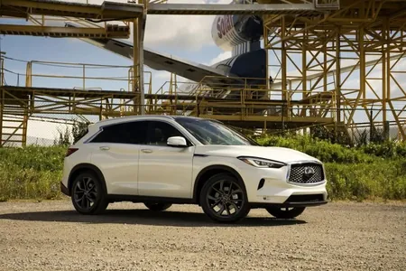 Nissan hereketlendirijisindäki näsazlygy sebäpli 443 müňden gowrak ulagyny yzyna ýygnaýar