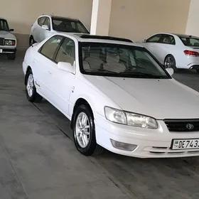 Toyota Camry 2001
