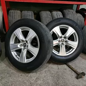 MICHELIN 235 65 18 HIGHLANDER