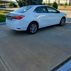 Toyota Corolla 2015