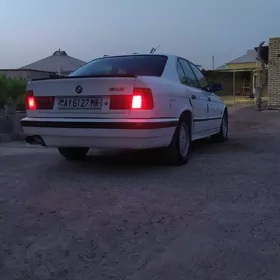 BMW 525 1990