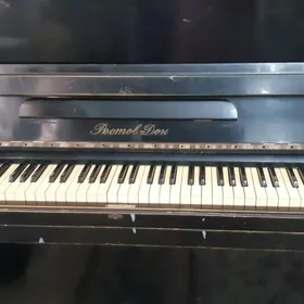 Pianino