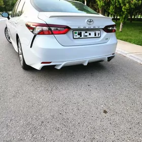 Toyota Camry 2022