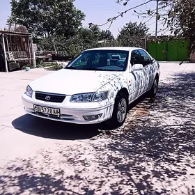 Toyota Camry 2000