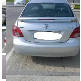 Toyota Yaris 2008
