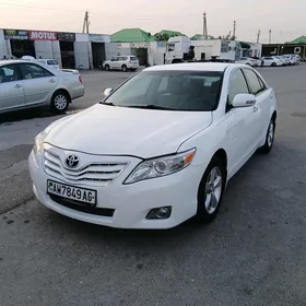 Toyota Camry 2010