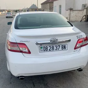 Toyota Camry 2010