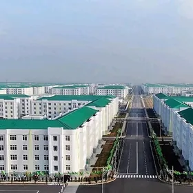GURTLY 4K 190M²