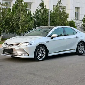 Toyota Camry 2023