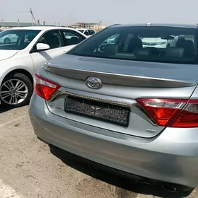 Toyota Camry 2017