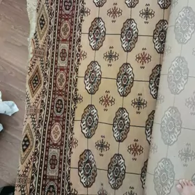 Altyn çitim haly