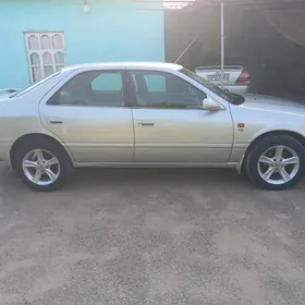 Toyota Camry 2000