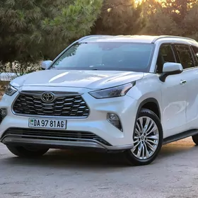 Toyota Highlander 2020