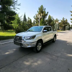 Toyota Hilux 2020