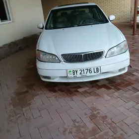 Infiniti I 2002