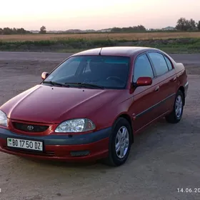 Toyota Avensis 2001