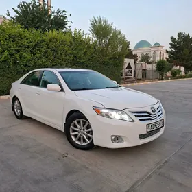 Toyota Camry 2010