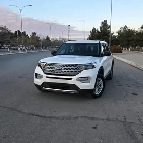 Ford Explorer 2021