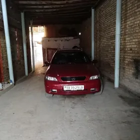Opel Astra 1999