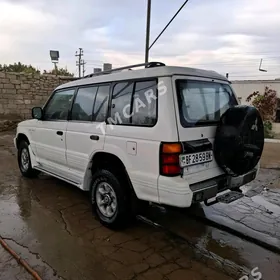 Mitsubishi Montero 1994