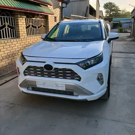 Toyota RAV4 2022